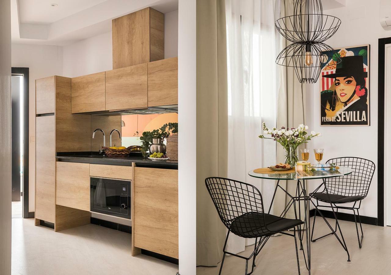 Apartament Feria Pool & Luxury Sewilla Zewnętrze zdjęcie