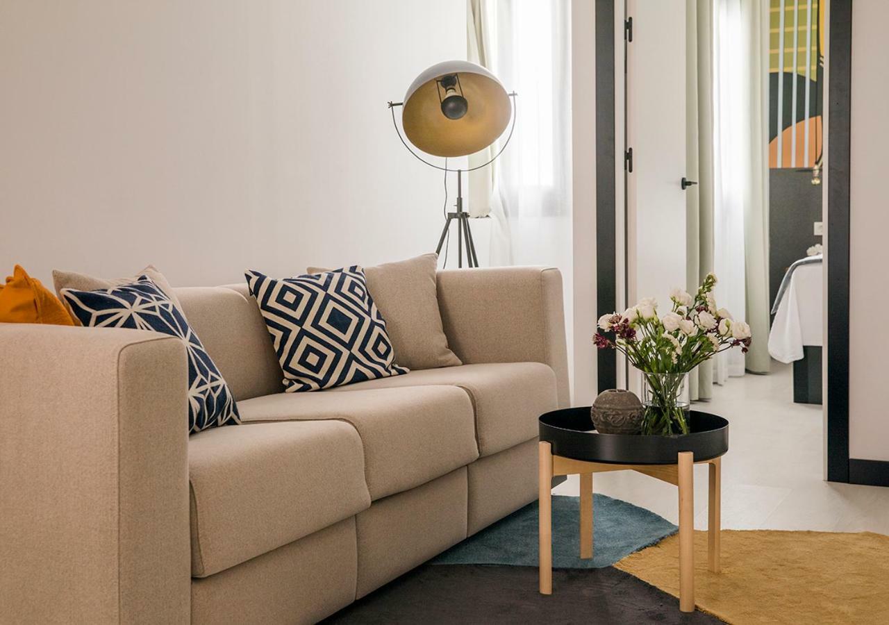 Apartament Feria Pool & Luxury Sewilla Zewnętrze zdjęcie