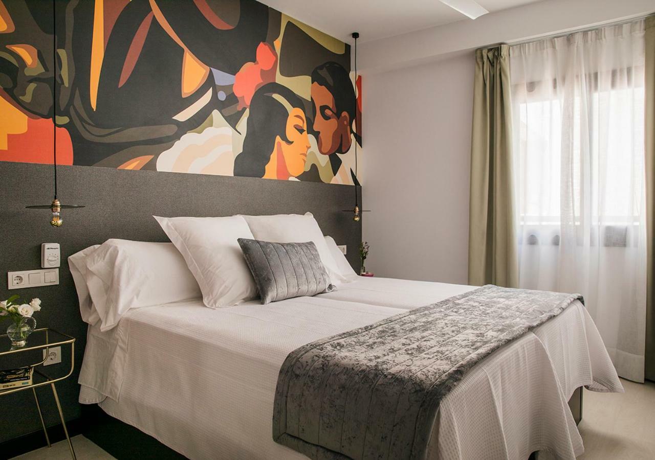 Apartament Feria Pool & Luxury Sewilla Zewnętrze zdjęcie
