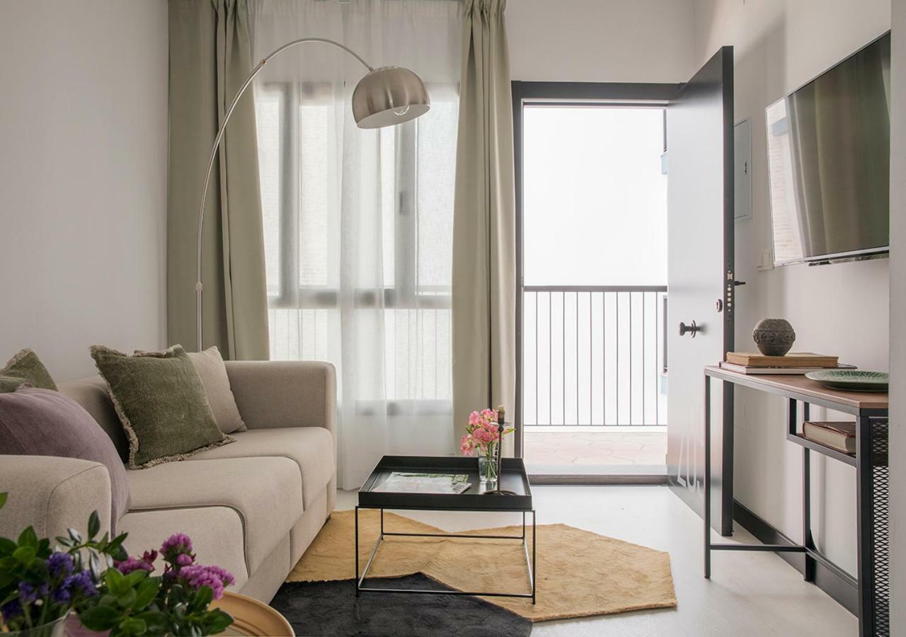 Apartament Feria Pool & Luxury Sewilla Zewnętrze zdjęcie